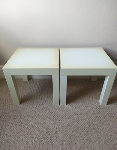 Pair plastic tables parsons - of,