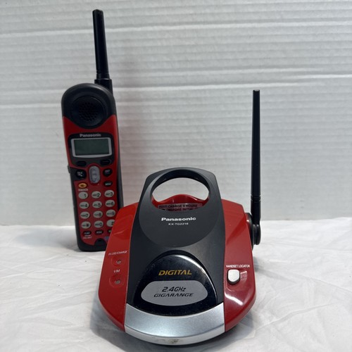Panasonic 80s retro red - 80s,